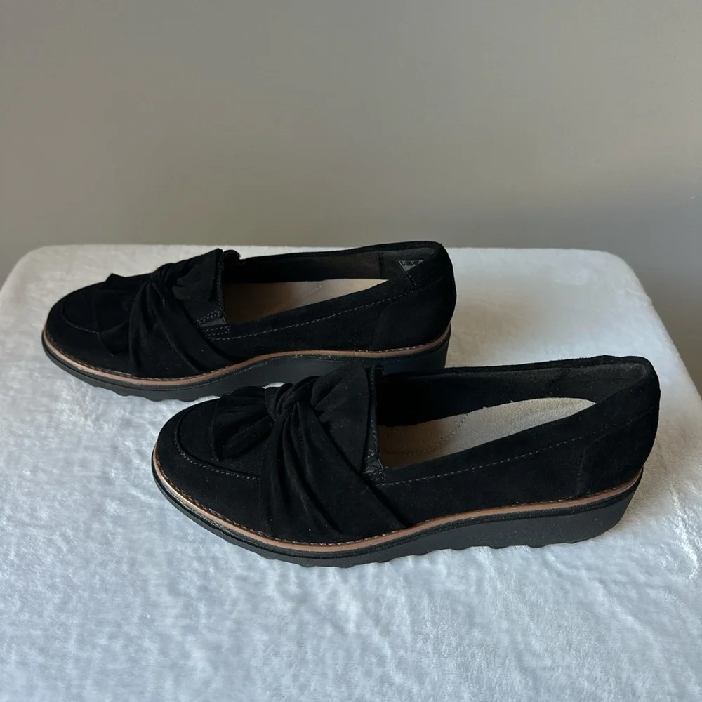 Clarks Black Velvet Loafers - Picture 4 of 7